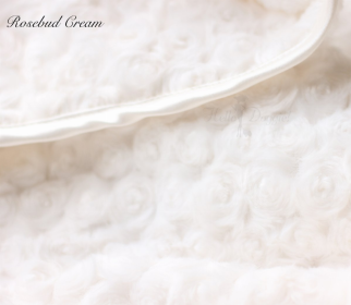 Rosebud Dog Blanket (Color: Cream, size: small)